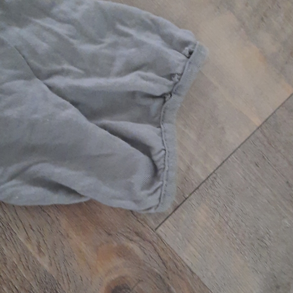 Tee - Picture 4 of 5